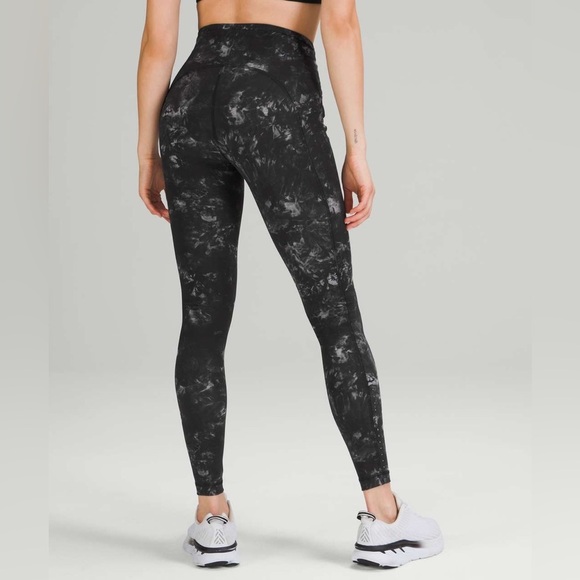 Lululemon Swift Speed High-Rise  Tight 31"
 size 6 Tall - Picture 1 of 9